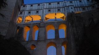 下からの眺めも面白いです