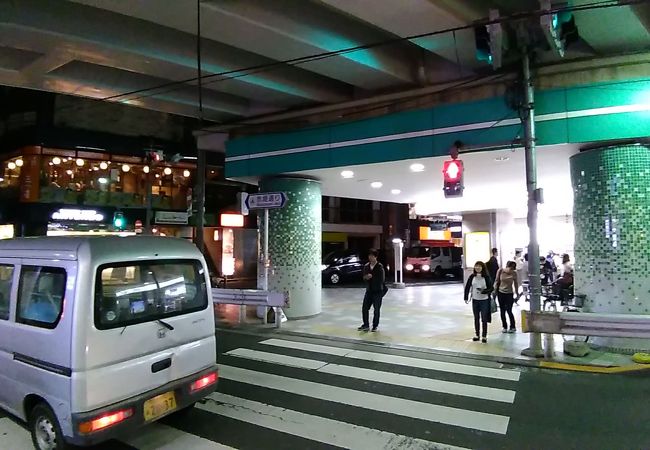 高架になっているので駅からの景色はいい