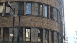 有形文化財に登録されている歴史がある建物です。