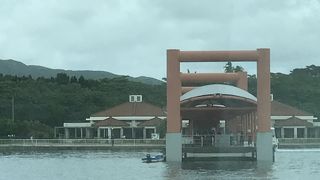 離島の港らしさが良い