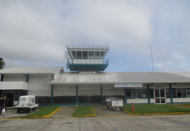 ルペパウウ国際空港（ヴァヴァウ）