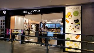 ユーゴ&ヴィクトール 表参道ヒルズ店