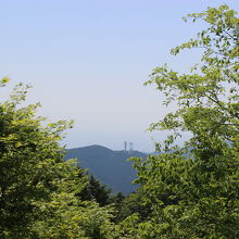 山林の中で展望はよくありませんでした。