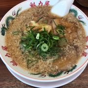 茅ヶ崎の京都北白川の魁力屋で特製醤油ラーメン