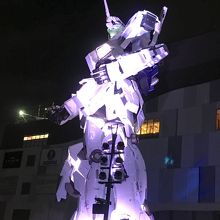 ユニコーンガンダム(正面)