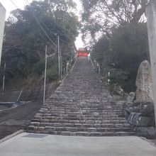 石段の数がすさまじい