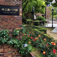 入口はこんな感じ。