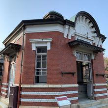 東京駅派出所外観