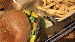 jsバーガーを食べました