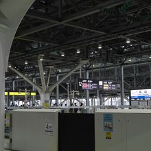 ホーム。金沢〜富山を乗車。