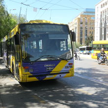 市内を沢山のトロリーバスが走っていました