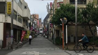 楽しそうな店がいっぱいある