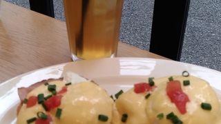 エッグベネディクト