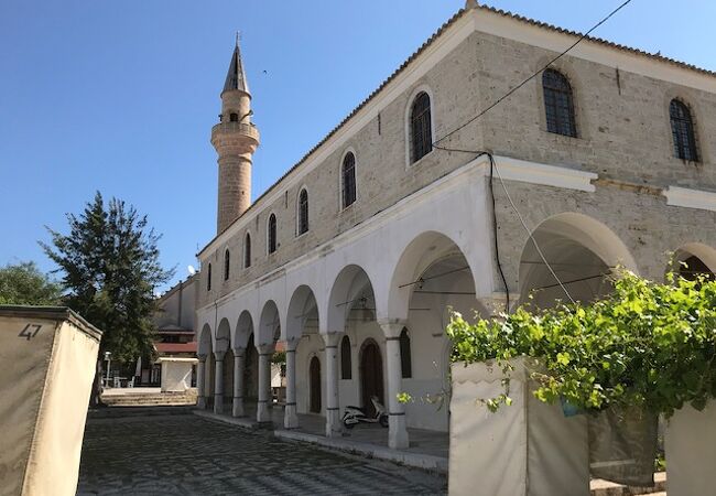 Alacati Pazaryeri Camii