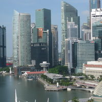 バルコニーに出て撮りました。マーライオンも見えました！