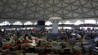 香辛料がたくさん売られていた