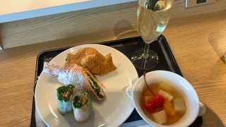 騒々しい感じがします