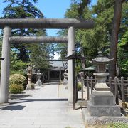 上杉神社よりも人気が高そうな六祭神