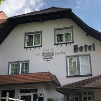 レストランとホテル兼用