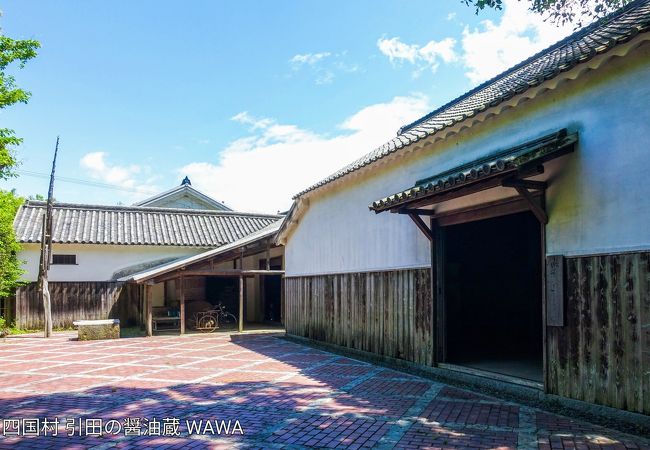 引田の醤油蔵・麹室