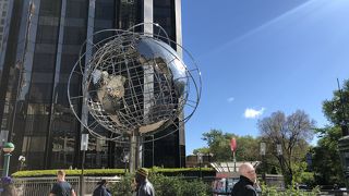 サークルというより、ツインタワーが目立つ