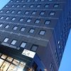 駅前にはこのホテルしかありません