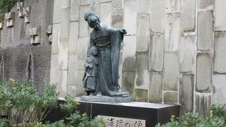 嘗ての国際的オペラ歌手。