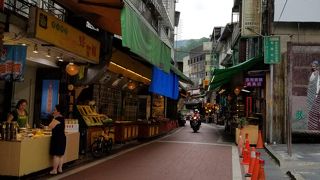 平日はお客もまばら