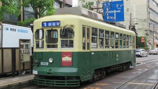 スイカやパスモ、イコカといった交通カードは利用できません。