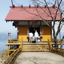 神社手前からの写真です