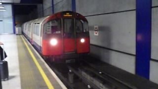 ロンドン市内の地下鉄