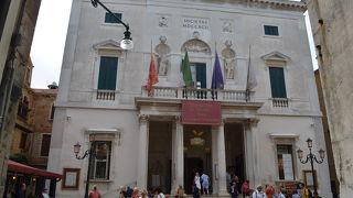 ヴェネツィアの歌劇場