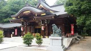 進雄神社