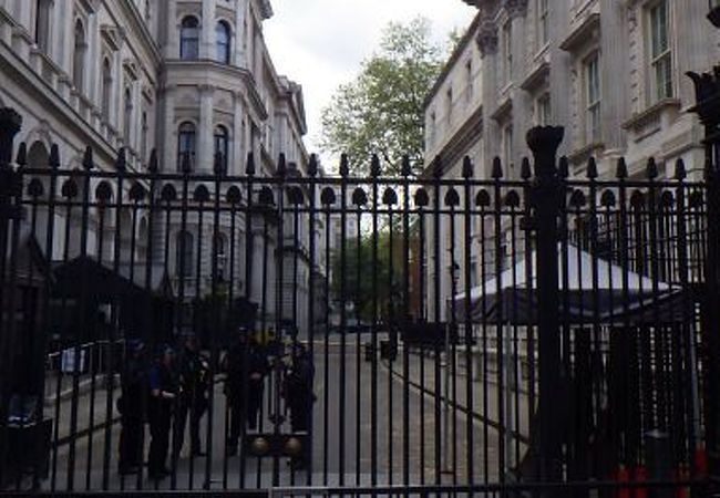 ダウニング街 10 番地 クチコミ アクセス 営業時間 ロンドン フォートラベル