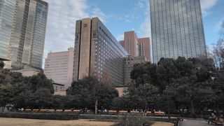 草花が良く世話されていて、四季を通じてきれいな姿