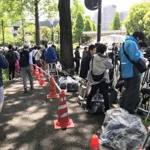 混雑してました。