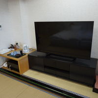 お部屋のテレビ。