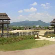 ＶＩＰの村は警備厳重