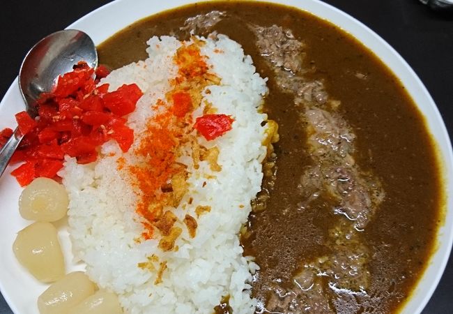 牛すじカレー 小さなカレー家