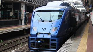 JR九州、博多～小倉～大分間を走る俊足特急。