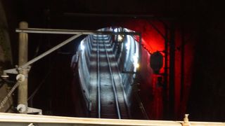 江ノ島電鉄のトンネル