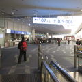 金曜夜に羽田空港を出発する便を利用しました
