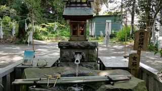 水の神を祀る曽屋神社