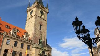 時計塔からプラハを一望できます