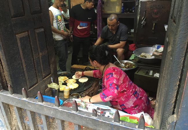 名もないネワールの飲み屋