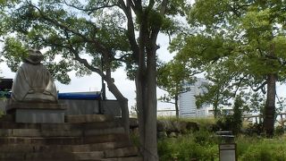 大阪城内に伏見櫓があっても違和感がない櫓