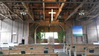 森にある教会