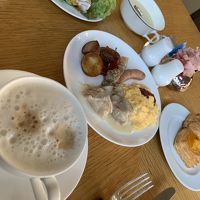 朝食　ラウンジ