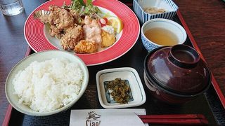 高知空港内のファミレス