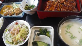 サクサクの鰻が美味しい